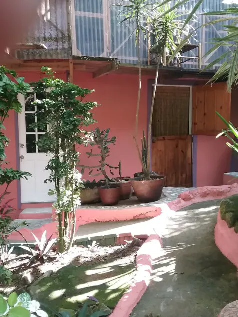 Tony & Aldona's Retreat - Image 1