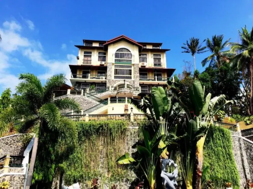 The Manor At Puerto Galera - Image 1