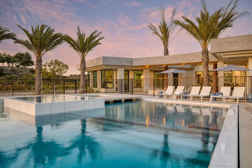 Oasis Del Sol by Avantstay Pool, Hot Tub, Views, Outdoor Dining, Open Spaced Living Area! - Image 1