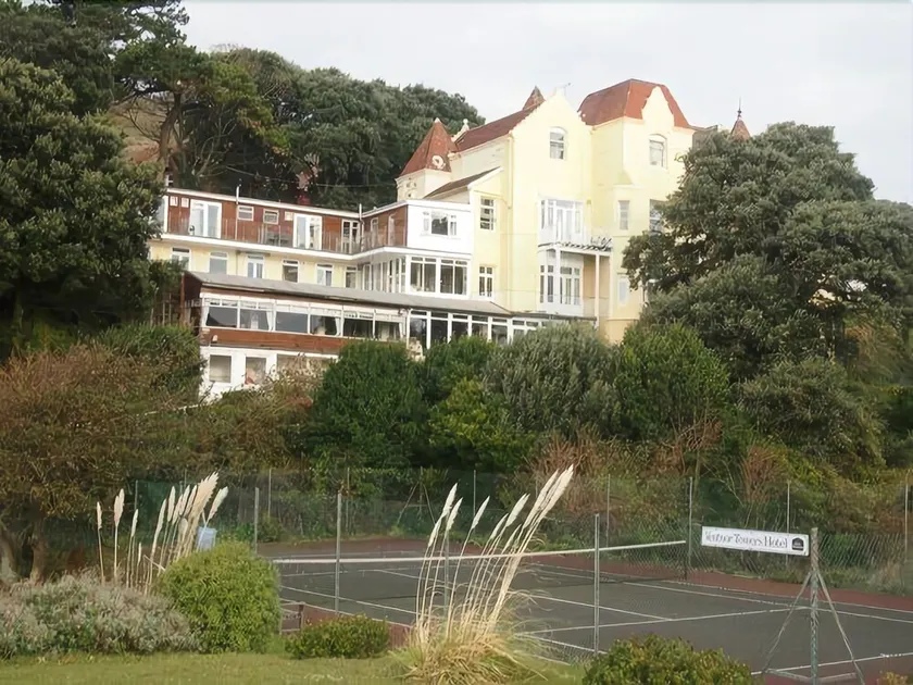 Ventnor Towers - Image 1