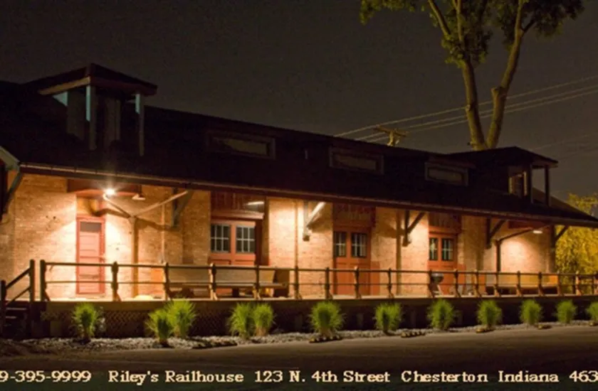 Riley's Railhouse - Image 1