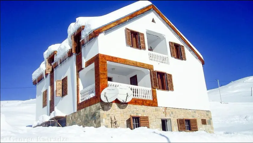 Gudauri Hotel Retro - Image 1