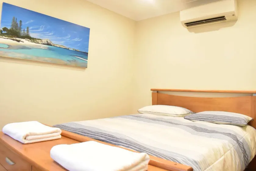 Professionally Cleaned 2bdr Villa, Great Location - Image 1