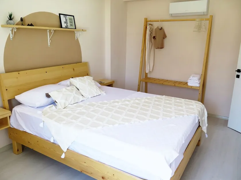 Santa Suites Hotel - Image 1