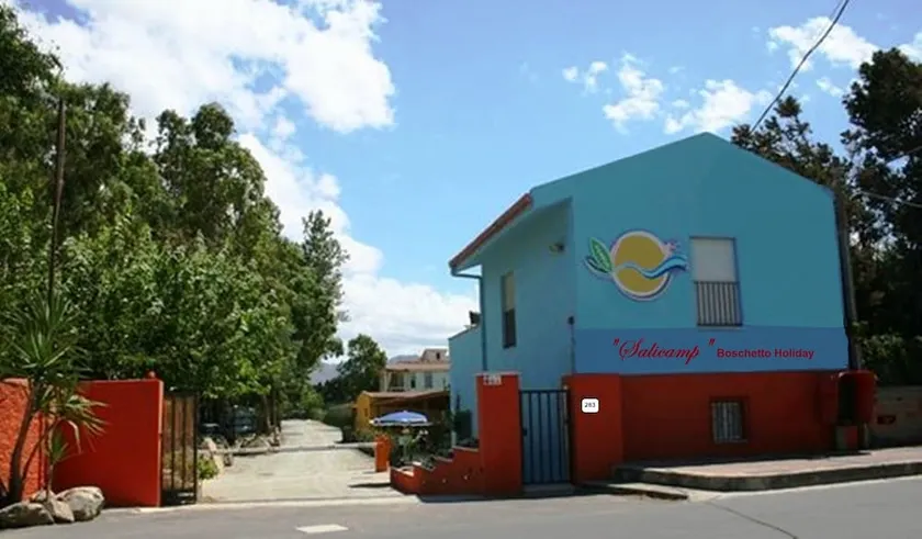 Salicamp - Image 1