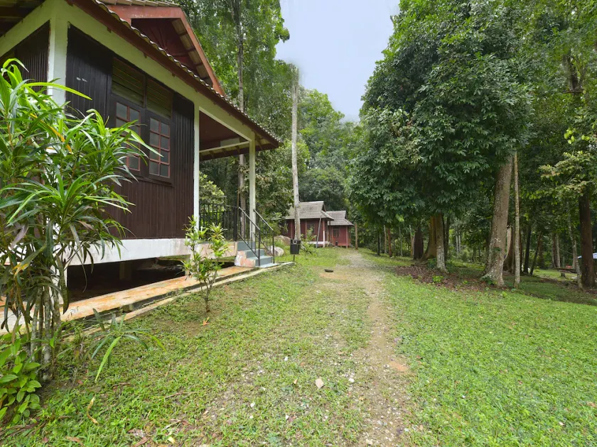 Spot On 90612 Batu Lebah Eco Park - Image 1