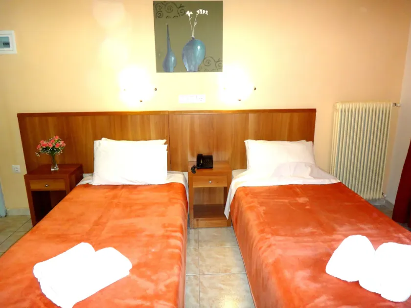 Hotel Galaxy - Image 1