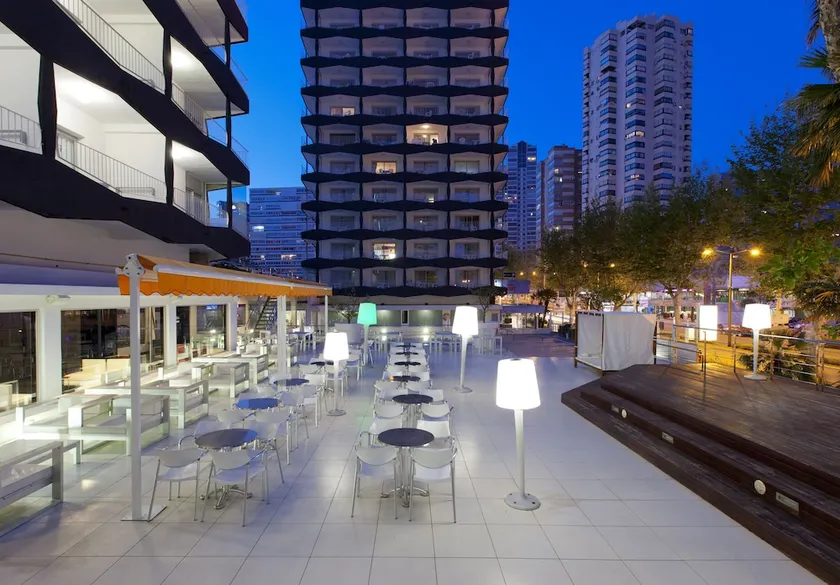 Apartamentos Roybel - Image 1