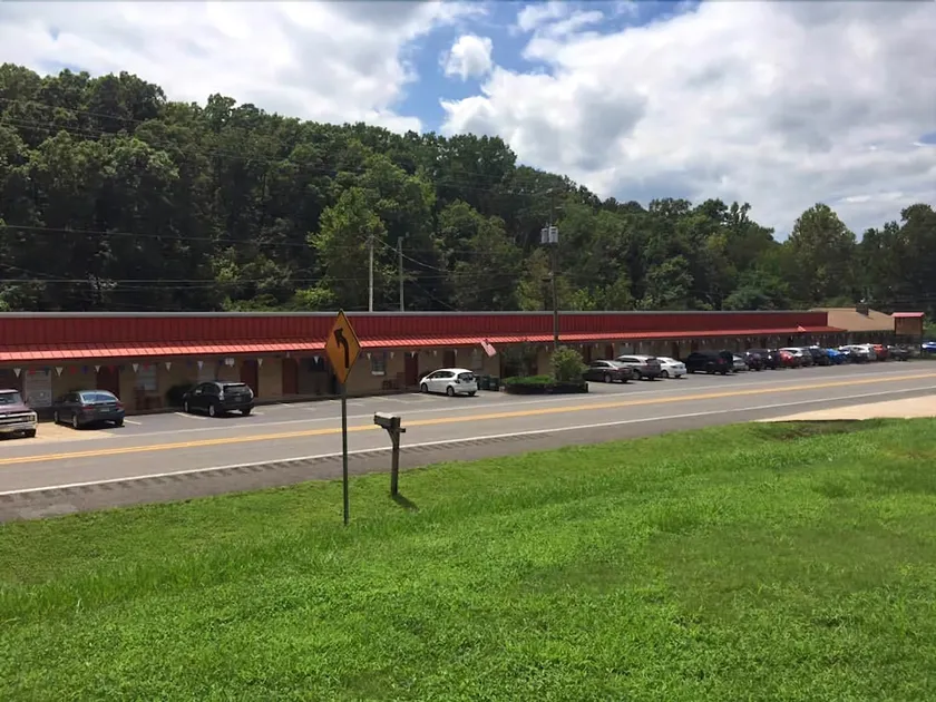 Joplin Inn - Image 1
