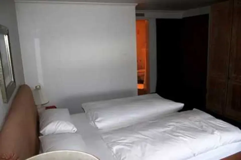 Hotel B&S - Image 1