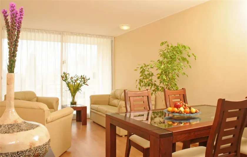 Versalles Suites - Image 1