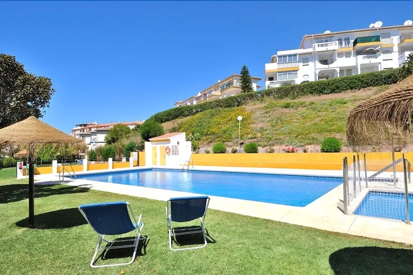 Topfloor Apartment In Las Colinas Ref 52 - Image 1