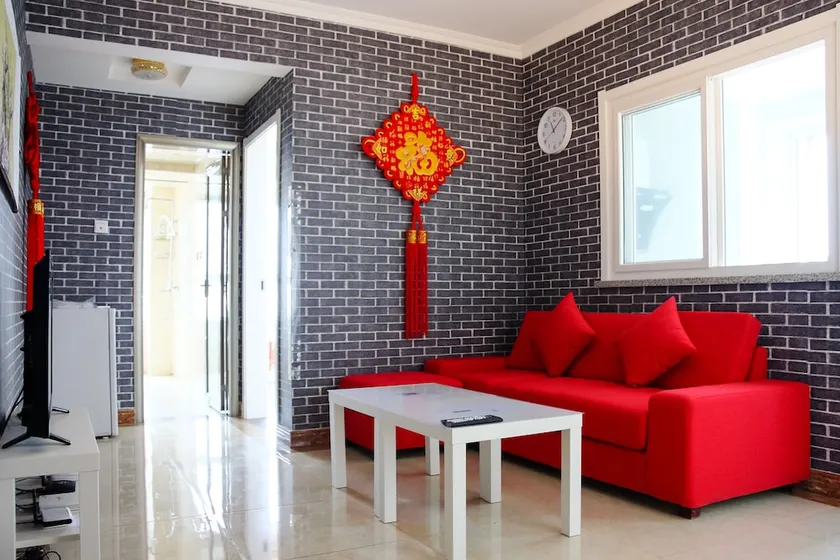 Mr. Vinegar Apartment - Image 1