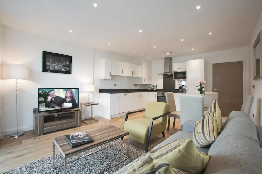 Stayinn Greenwich - Image 1