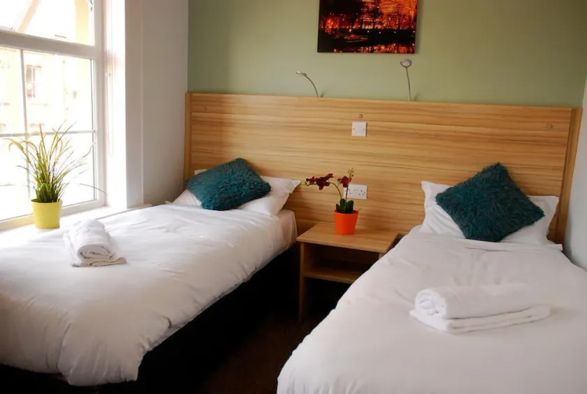 Botanic Rest Bed & Breakfast - Image 1