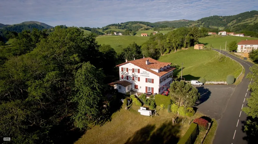 Saint Sylvestre Logis - Image 1