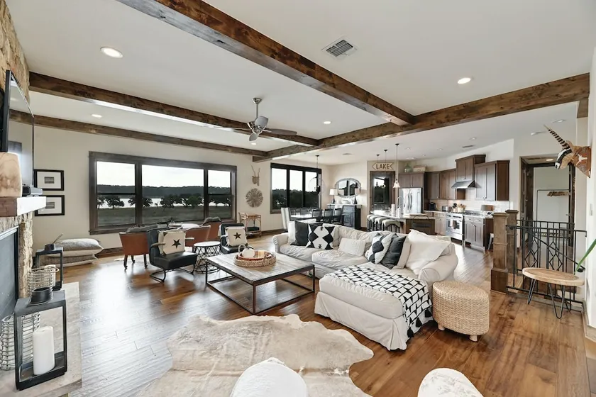 2217 Seabiscuit Cove Villa #109 3.5 Bathrooms Villa - Image 1