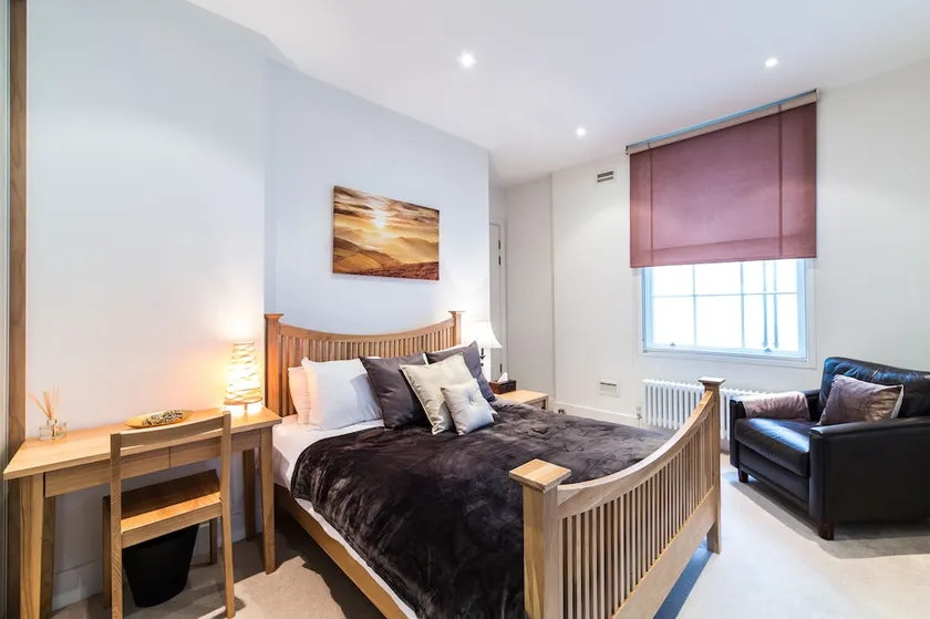 Excel Apartments Bloomsbury - Image 1