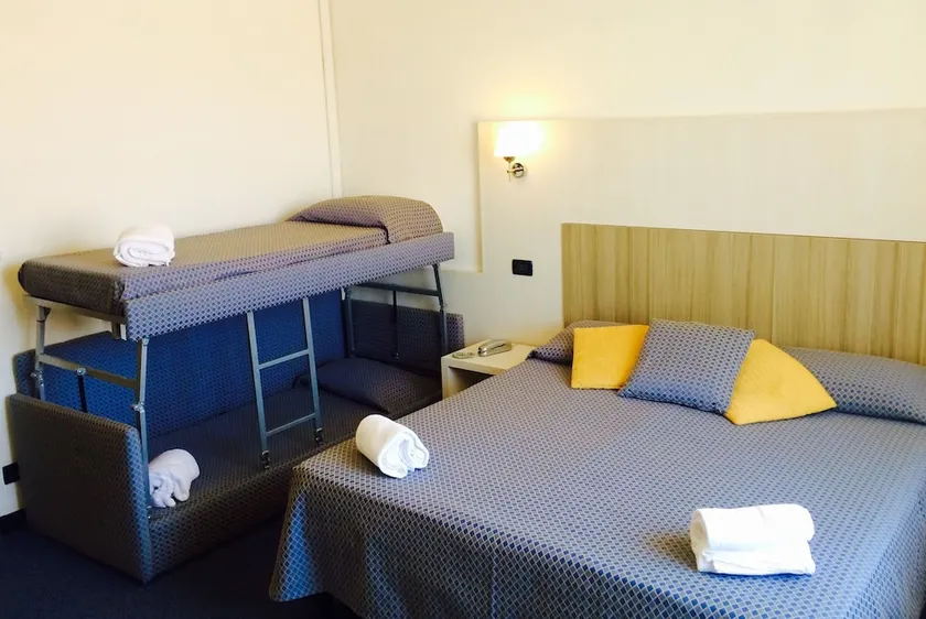 Hotel Perla Del Mare - Image 1