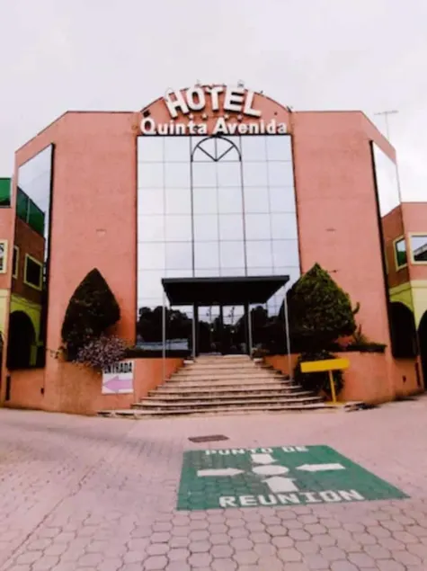 Hotel Quinta Avenida - Image 1