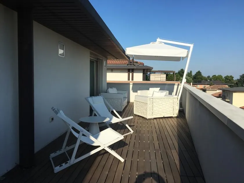 Skyloft Rooms - Image 1