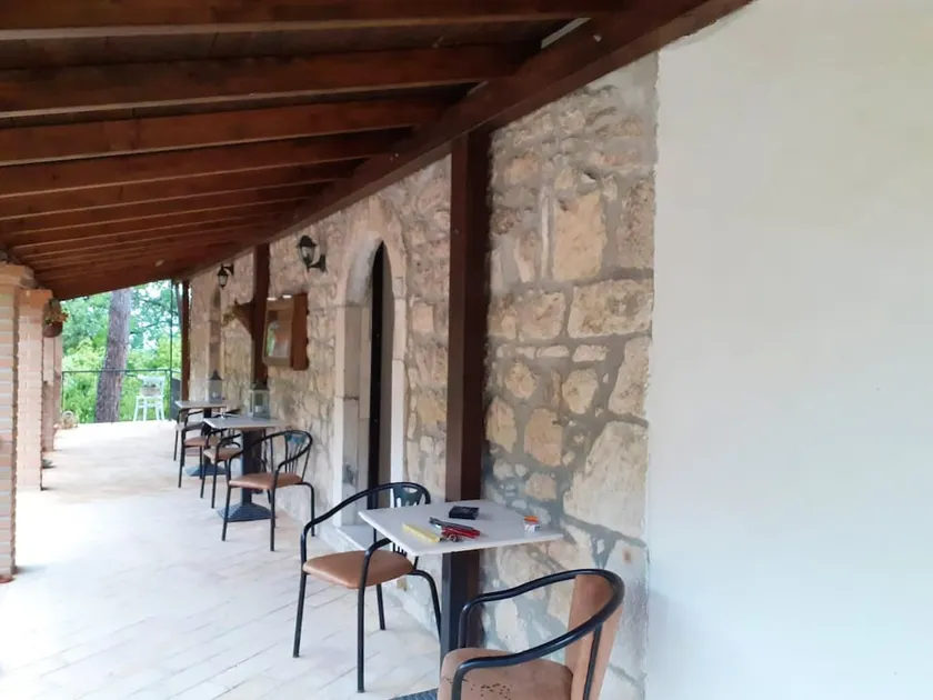 House With one Bedroom in Lettomonoppello, With Wonderful Mountain View and Enclosed Garden - 8 km From the Slopes - Image 1