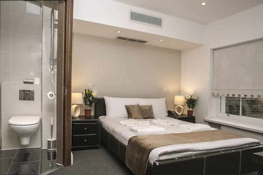 MStay Hotel 43 - Image 1