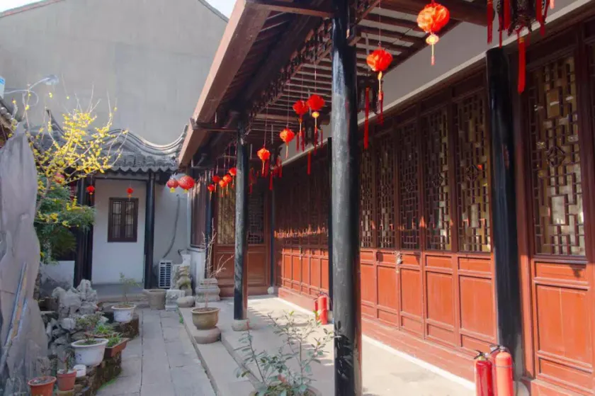 Tongli Three Bridge Villa - Image 1