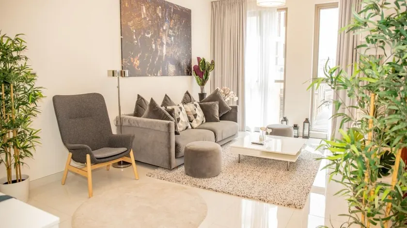 Spacious One-bedroom Apartment at Al-jaddaf - Image 1