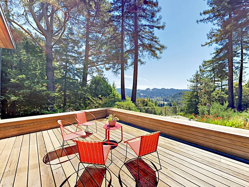 Magic Madrone - 2br W/ Private Hot Tub 2 Bedroom Home - Image 1