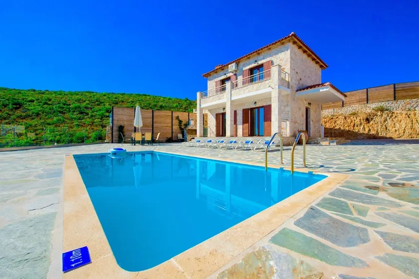 Deluxe II Villa by LeaderStay - Image 1