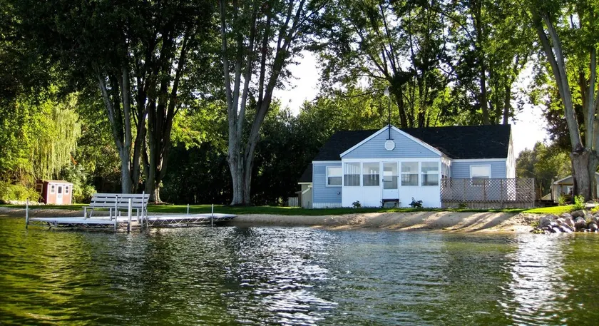 On Pointe Lakefront Resort - Image 1