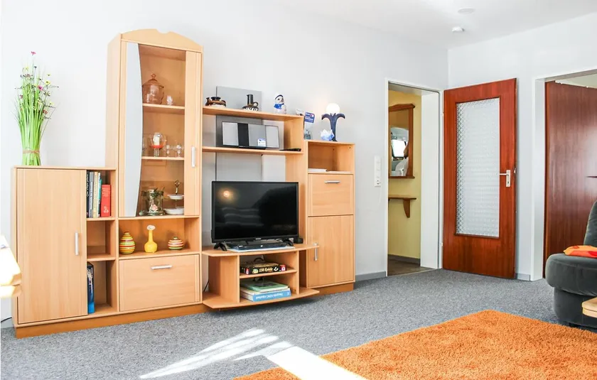 Awesome Apartment in Bremerhaven With 2 Bedrooms and Wifi - Image 1