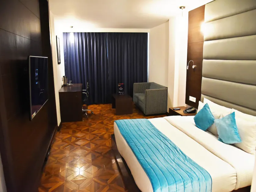 Hotel Sunbeam Premium - Image 1
