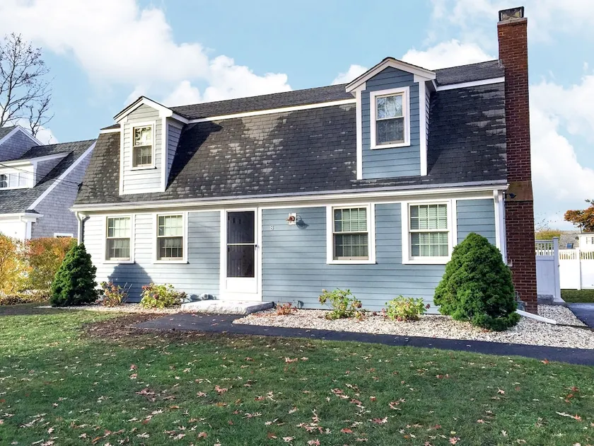 Walkable Falmouth Hts Beach Home by RedAwning - Image 1
