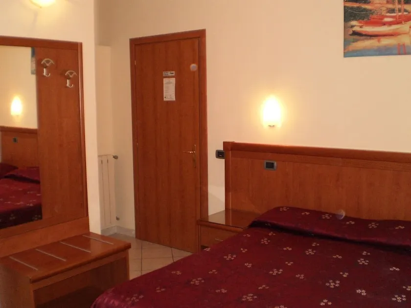 Hotel Starlight - Image 1