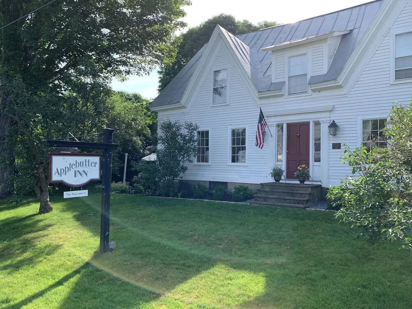 Applebutter Inn Bed & Breakfast - Image 1