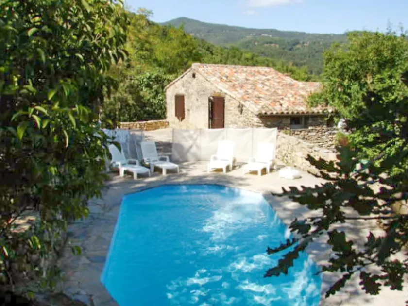 House With 2 Bedrooms in Cros, With Wonderful Mountain View, Private Pool and Terrace - 42 km From the Slopes - Image 1
