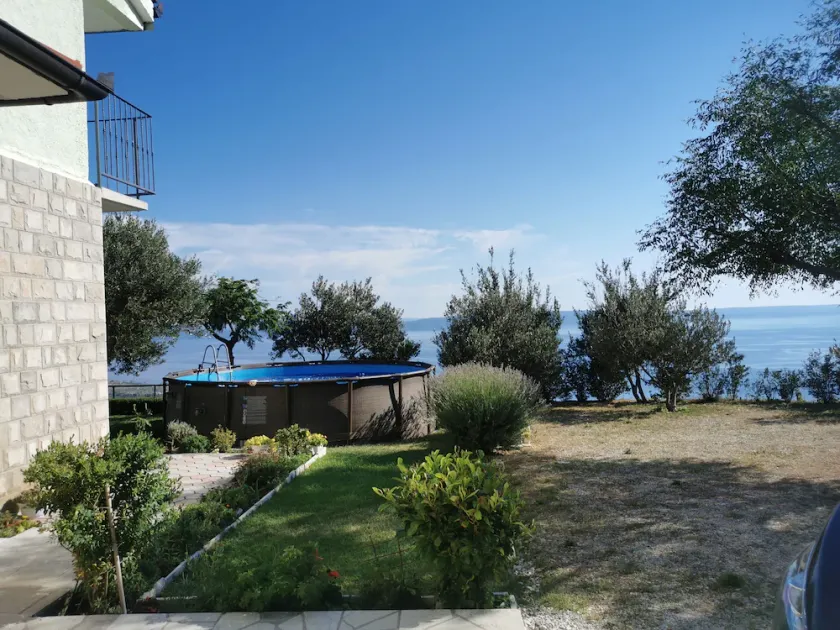 House Vesna - Image 1