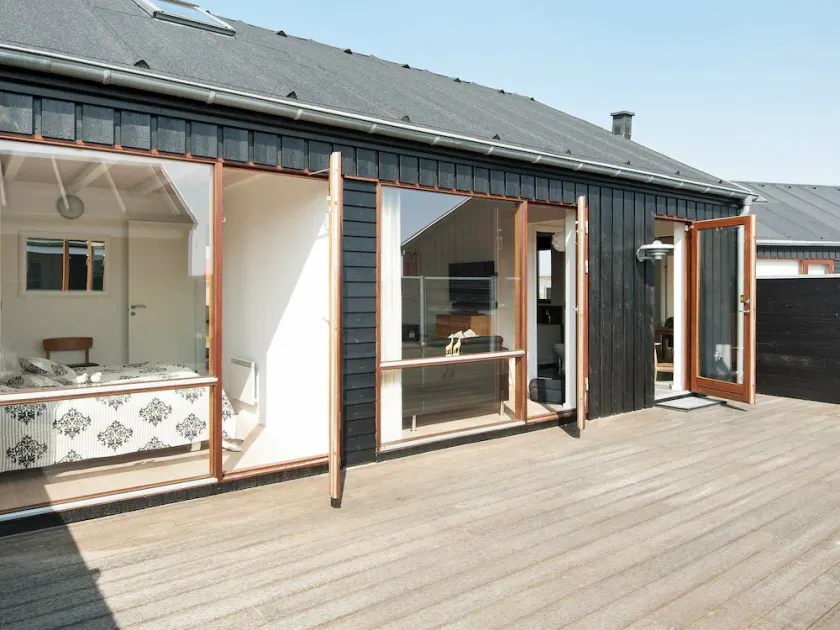 Modern Holiday Home in Rømø With Terrace - Image 1
