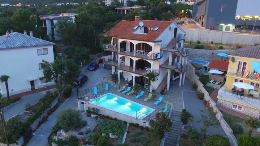 Apartments Lounger Crikvenica - Image 1