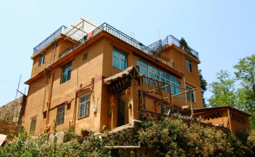 Belinda Backpackers Guesthouse - Image 1
