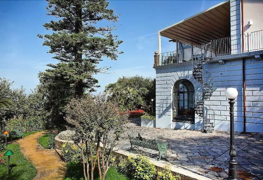 Villa Sabrina Relais - Image 1