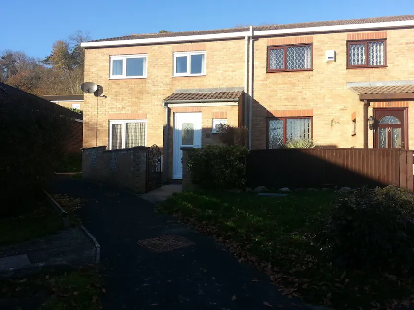Immaculate 3-bed House in Bristol BS9 - Image 1