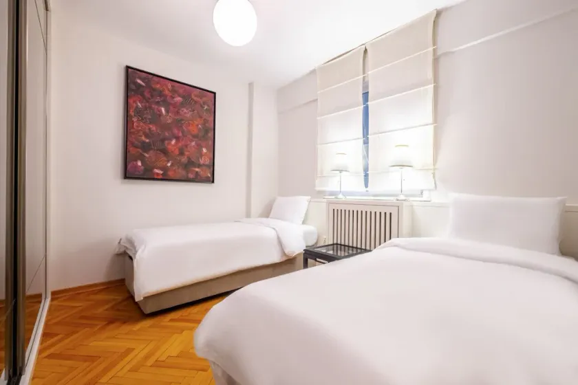 Fully Equipped Cozy Home in Besiktas - Image 1