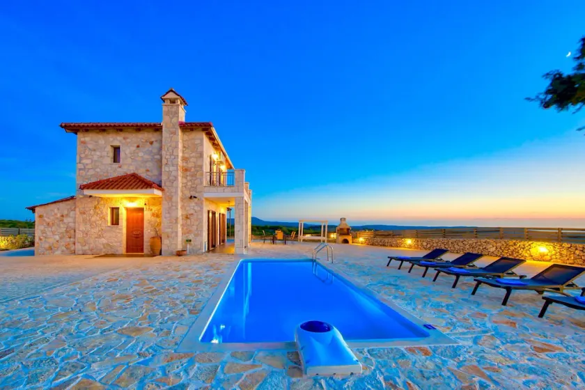 Villa Traditional 1 - Image 1
