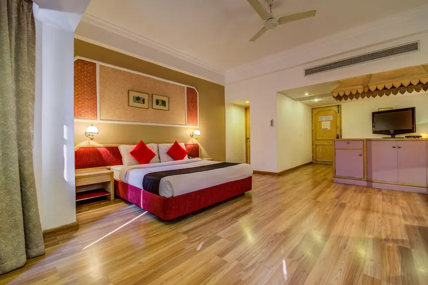 Hotel Yuvraj Palace - Image 1