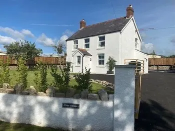 Elidyr Cottage - 3 Bed Cottage - Amroth - Image 1
