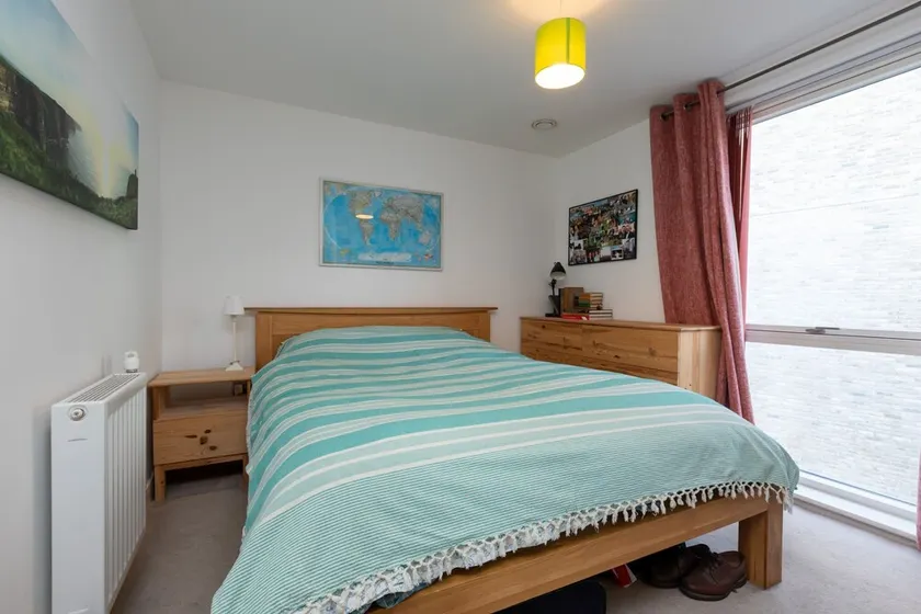 Quiet Flat Close to London Top Attractions - Image 1