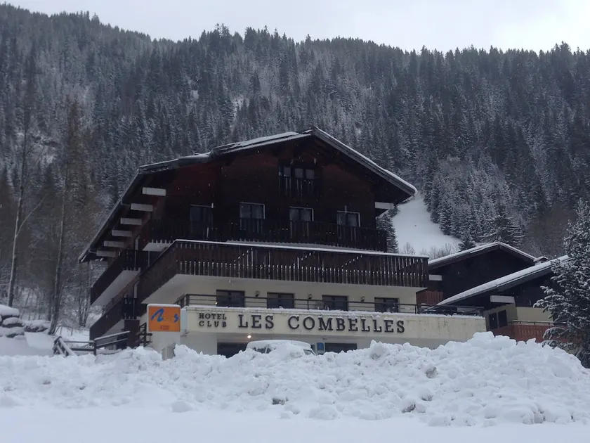 Hotel Les Combelles - Image 1